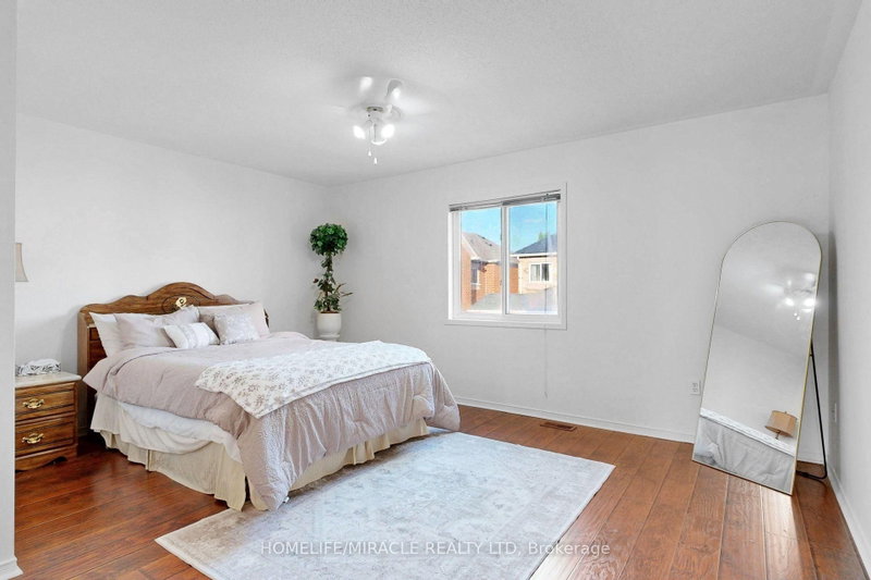 3852 Brinwood Mississauga,ON L5M 7H2 — Photo 29
