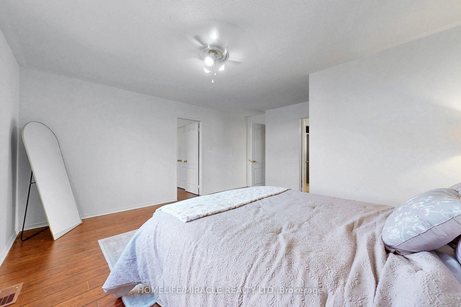 3852 Brinwood Gate • Mississauga, ON photo 32