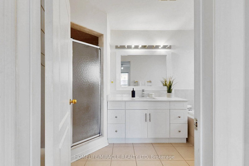 3852 Brinwood Mississauga,ON L5M 7H2 — Photo 33