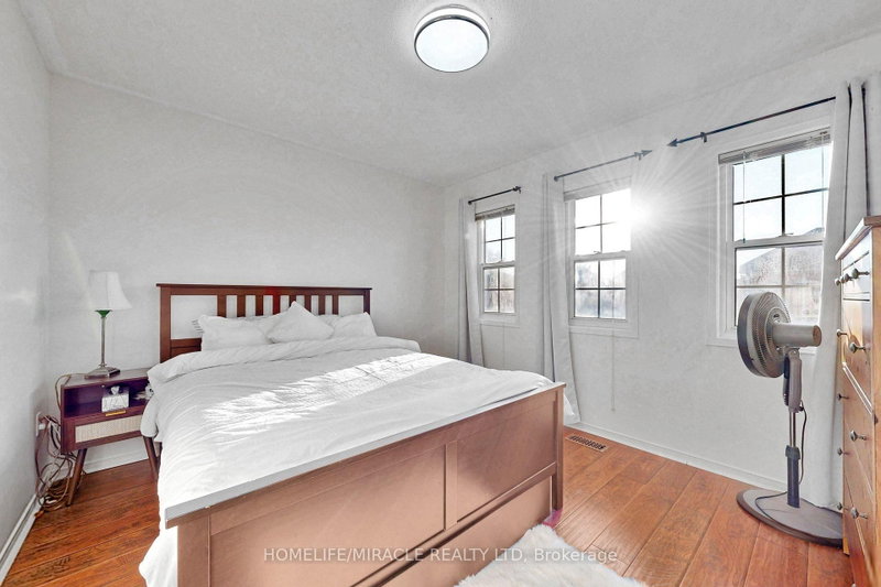 3852 Brinwood Mississauga,ON L5M 7H2 — Photo 36