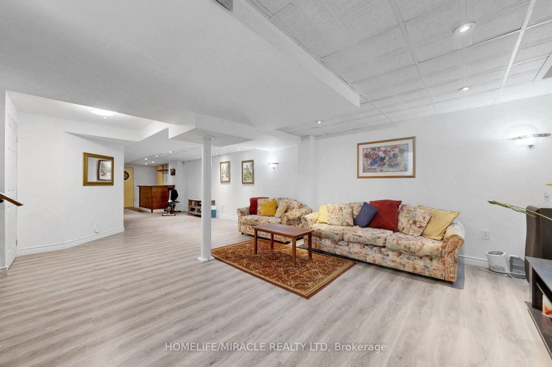 3852 Brinwood Mississauga,ON L5M 7H2 — Photo 41