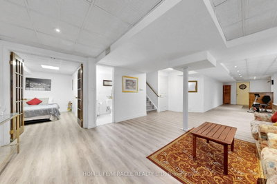 3852 Brinwood Mississauga,ON L5M 7H2 — Photo 42