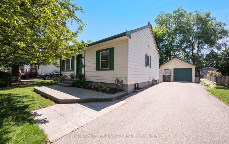 33 Rogers Road