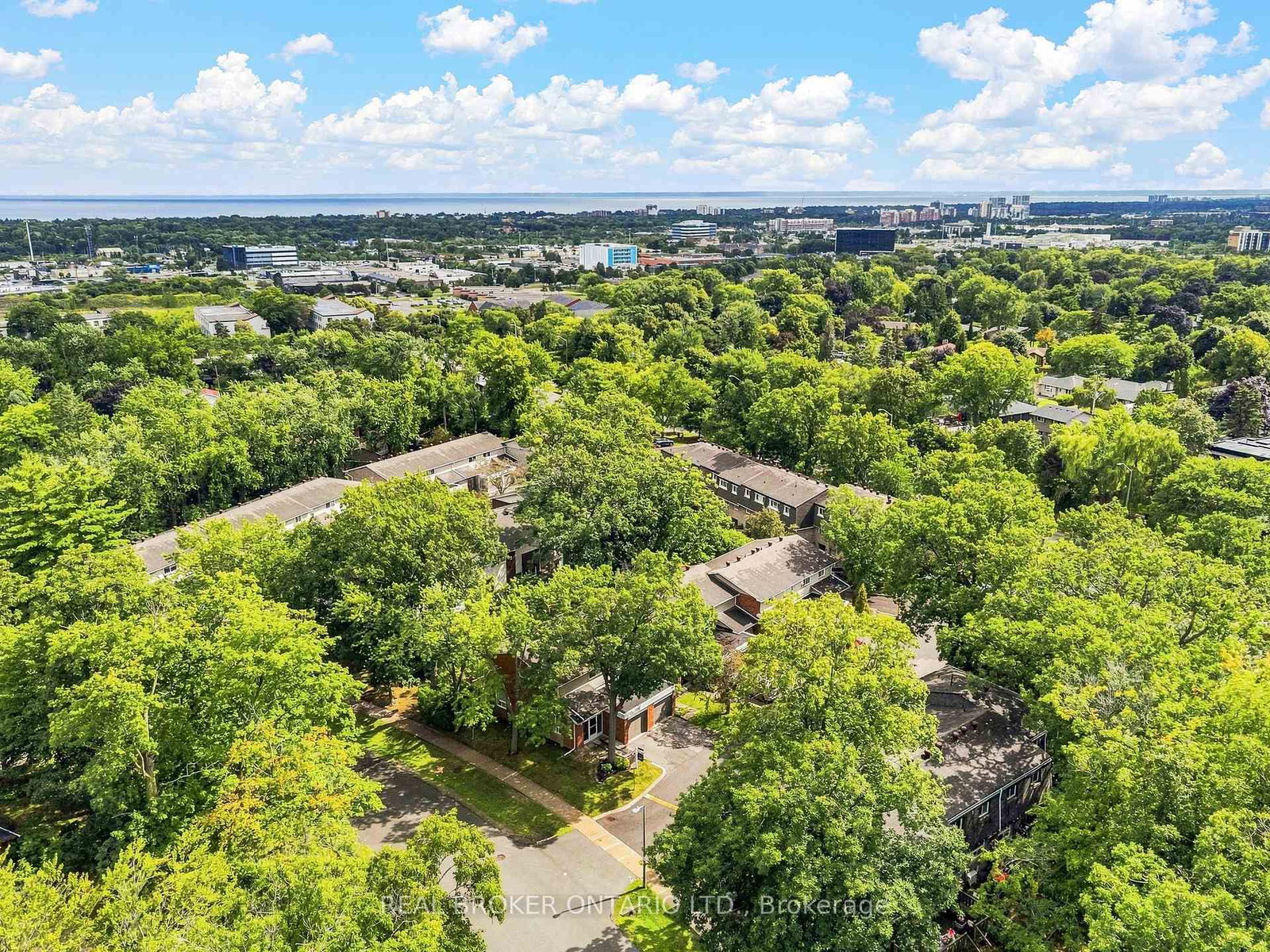 1270 Gainsborough Drive • #61 • Oakville, ON photo 17