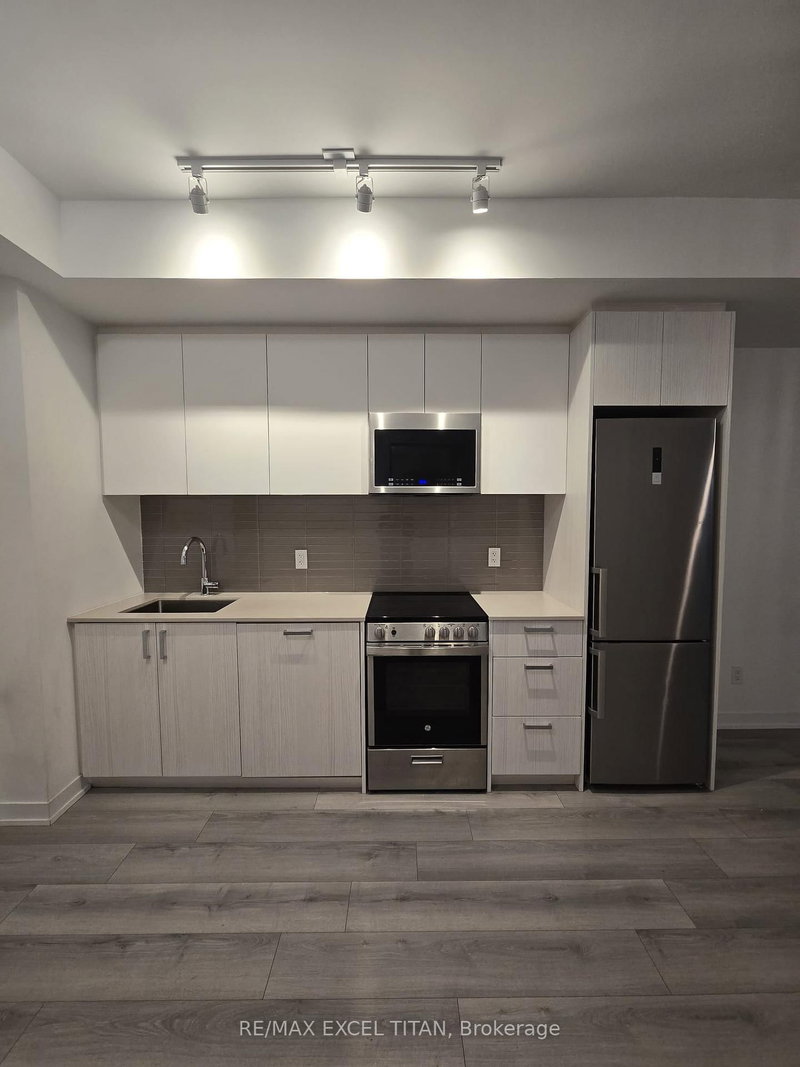 508 - 1787 St Clair Avenue W