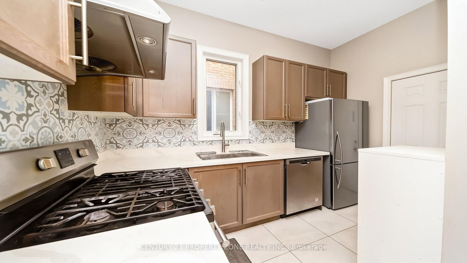8 Adrian Crescent • Brampton, ON photo 36