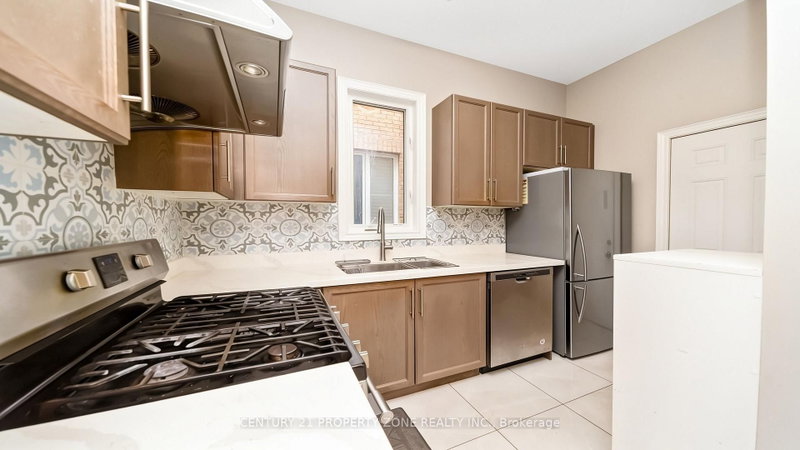 8 Adrian Brampton,ON L6X 5M6 — Photo 36