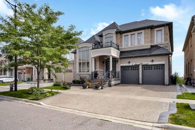 8 Adrian Crescent • Brampton, ON photo 5
