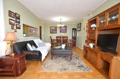 50 Kingsbridge Garden Circle • #915 • Mississauga, ON photo 3