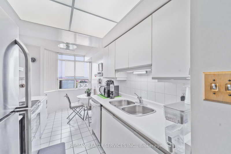 30 Malta Brampton,ON L6Y 4S5 — Photo 8