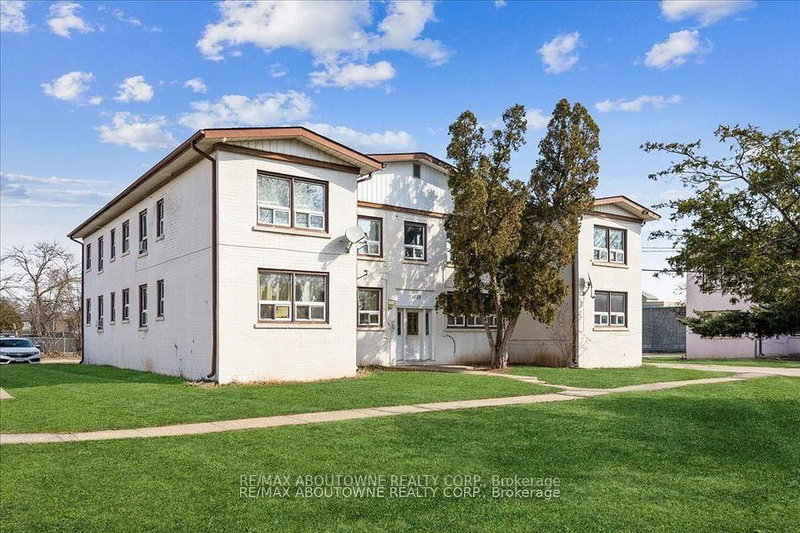 7 - 1031 Churchill Avenue E