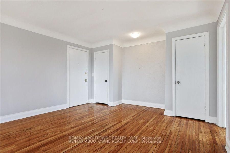 7 - 1031 Churchill Avenue E, Oakville 4