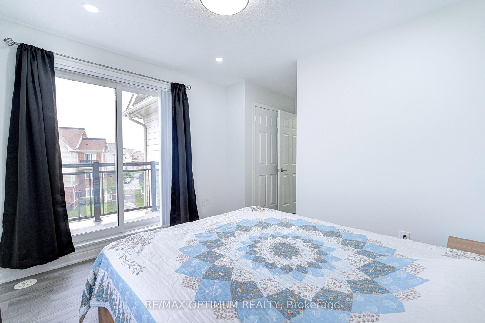 250 Sunny Meadow Boulevard • #303 • Brampton, ON photo 15