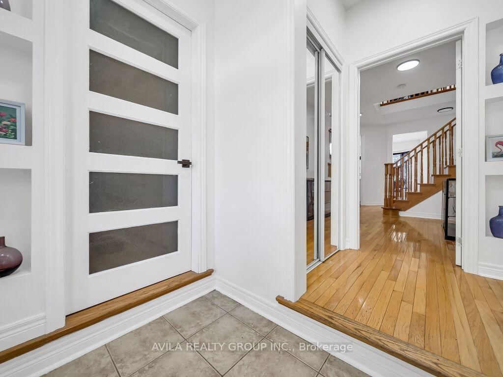 104 Southlake Boulevard • Brampton, ON photo 5