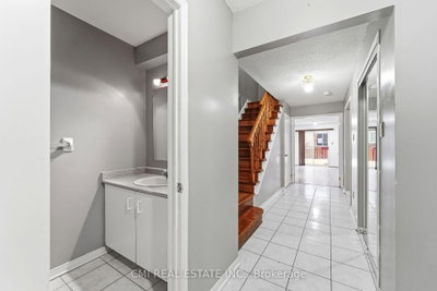 128 Toba Crescent • Brampton, ON photo 6