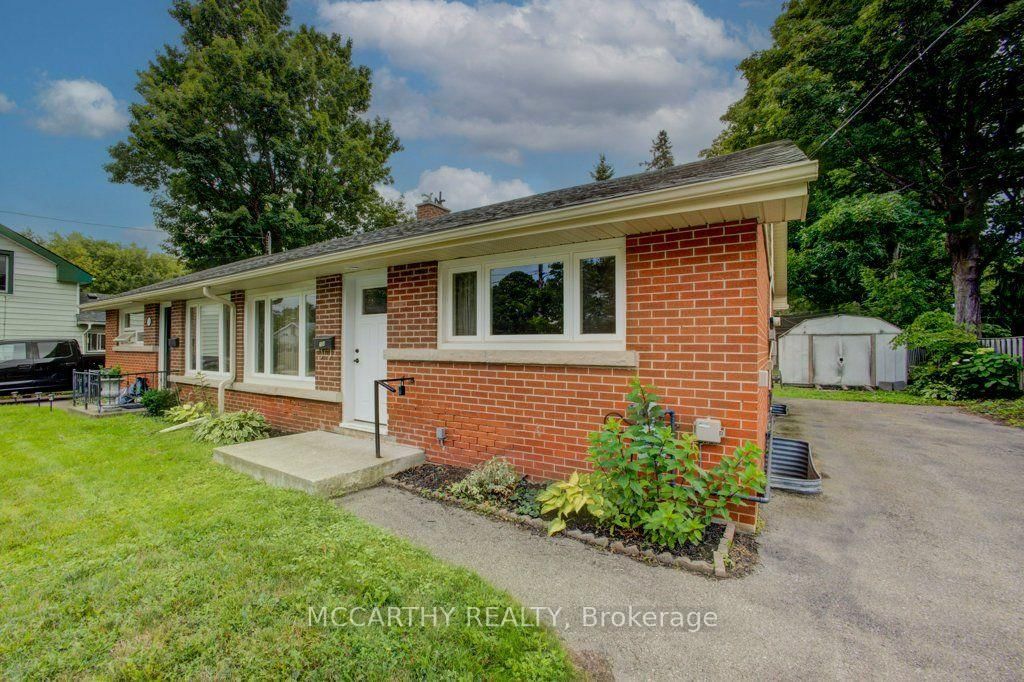 20 Sarah Street • Orangeville, ON photo 4