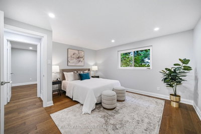 2144 Rebecca Oakville,ON L6L 2A5 — Photo 18