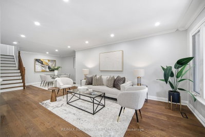 2144 Rebecca Oakville,ON L6L 2A5 — Photo 5