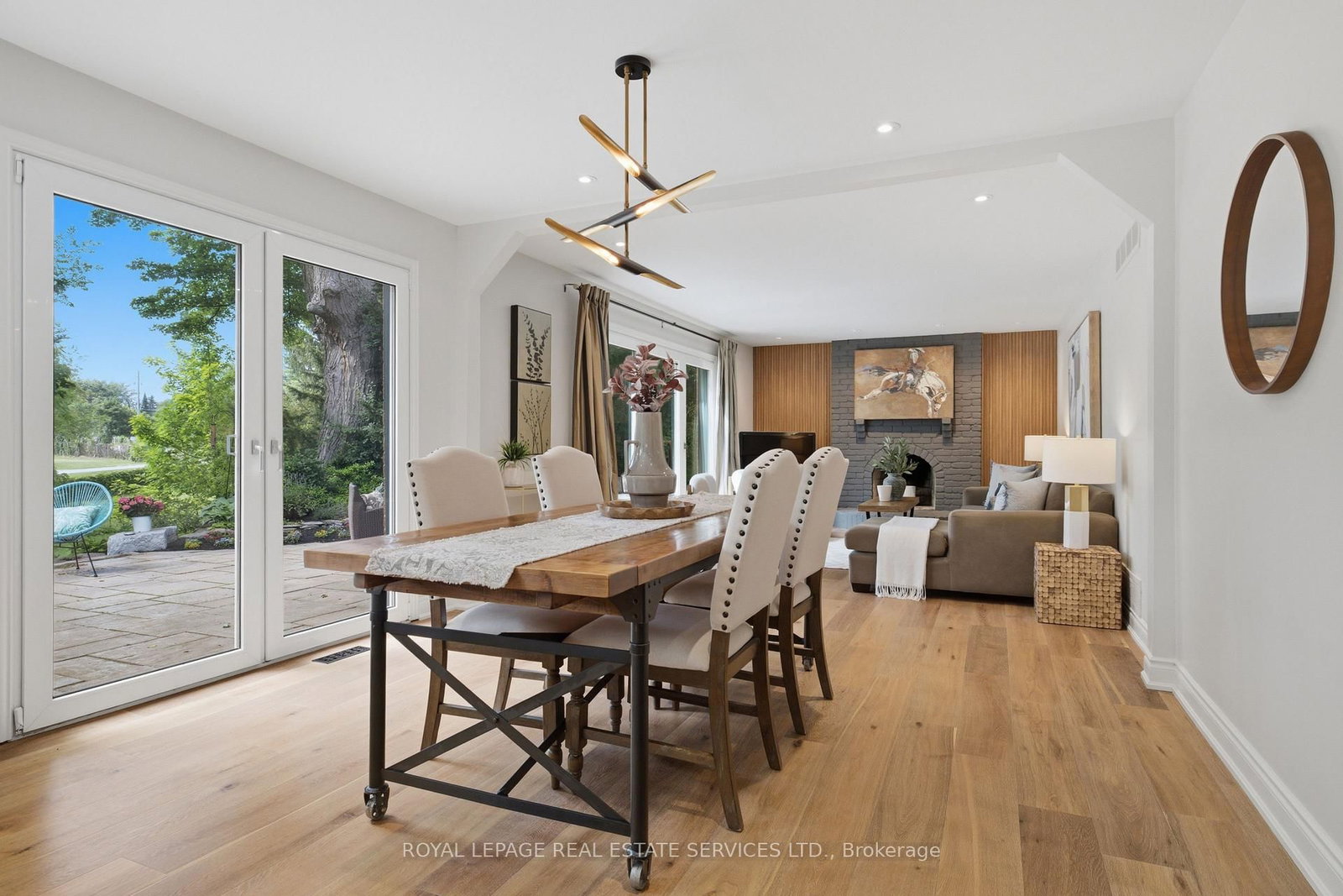 11 Regency Court • Oakville, ON photo 17