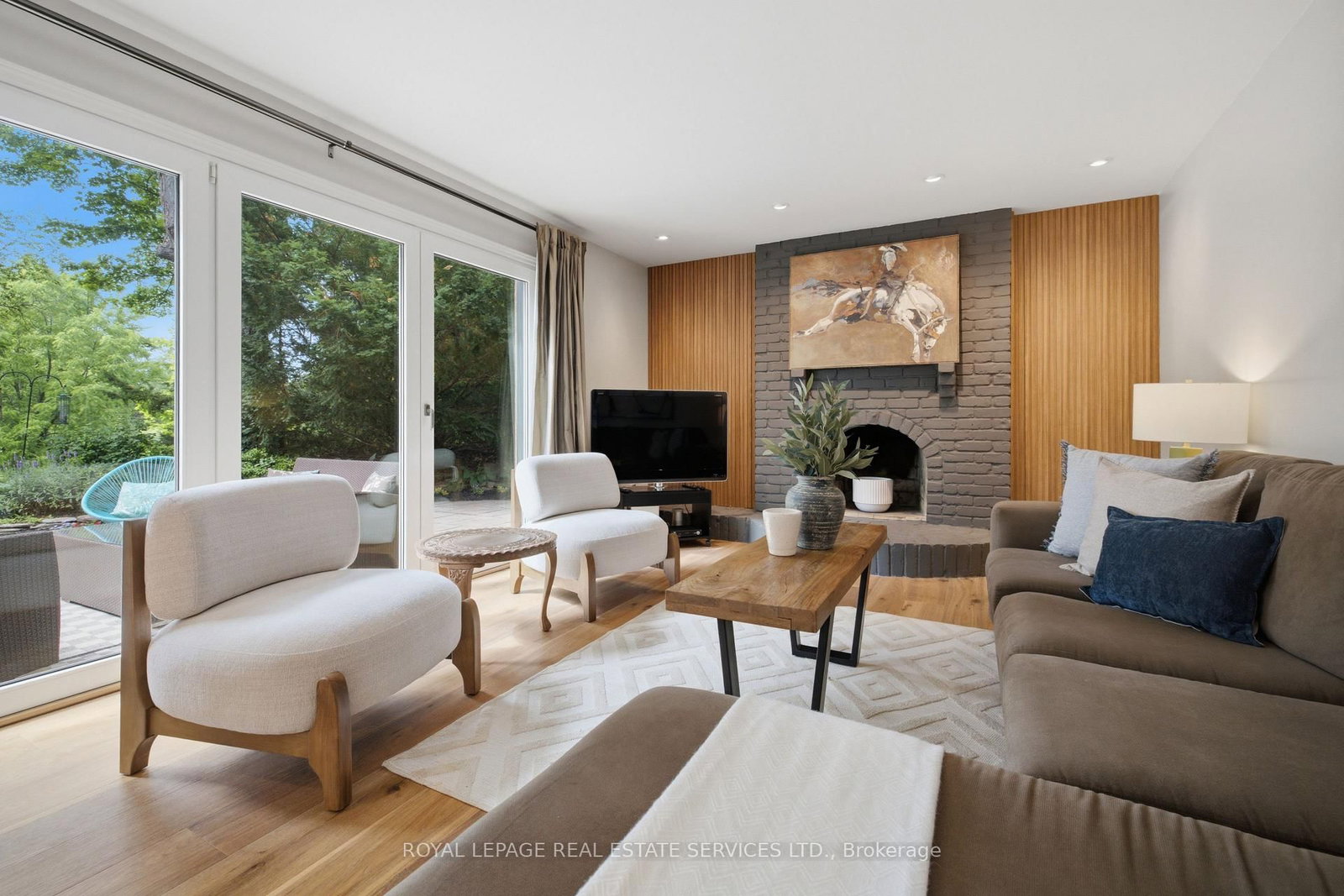11 Regency Court • Oakville, ON photo 18