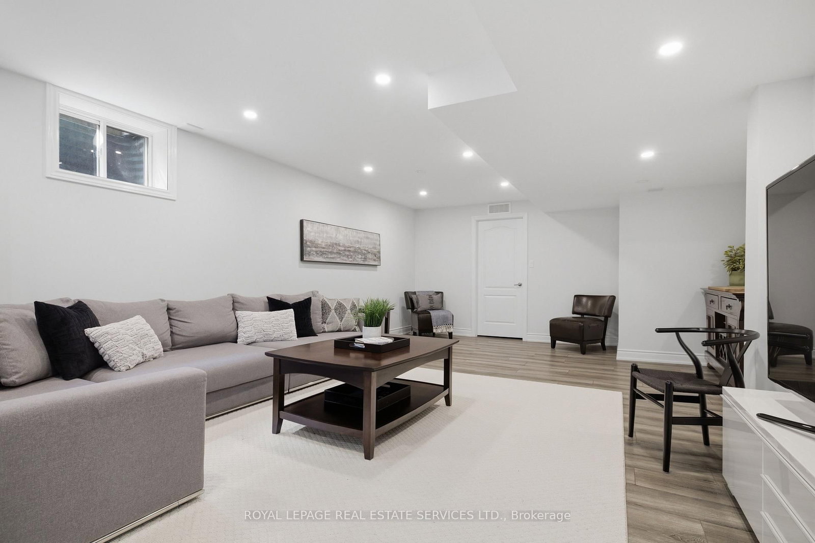 11 Regency Court • Oakville, ON photo 31