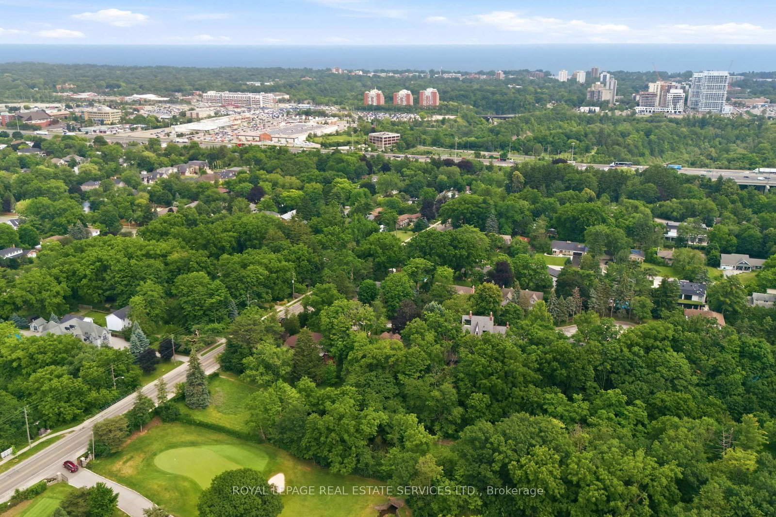 11 Regency Court • Oakville, ON photo 44