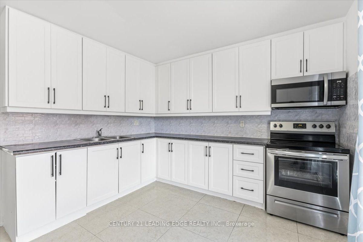 28 Sebastian Cabot Way • #43 • Toronto, ON photo 15