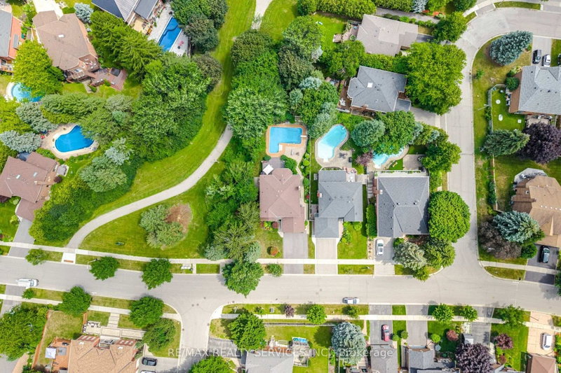 29 Christie Drive