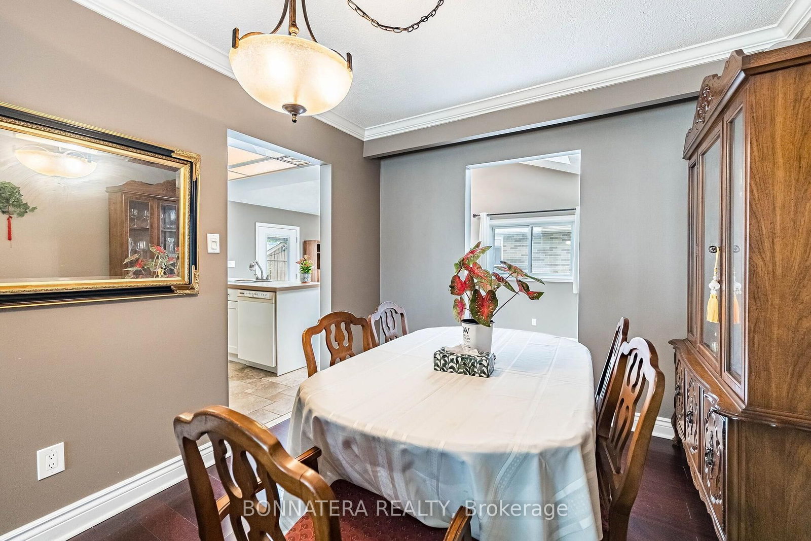1324 Aldridge Crescent • Burlington, ON photo 12