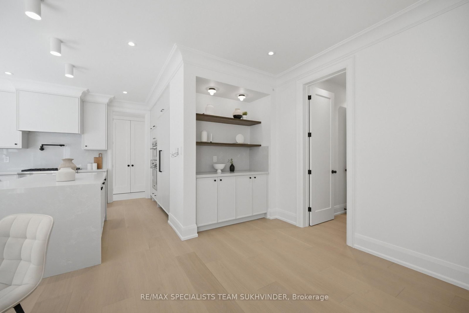 31 Linstock Drive • Brampton, ON photo 12