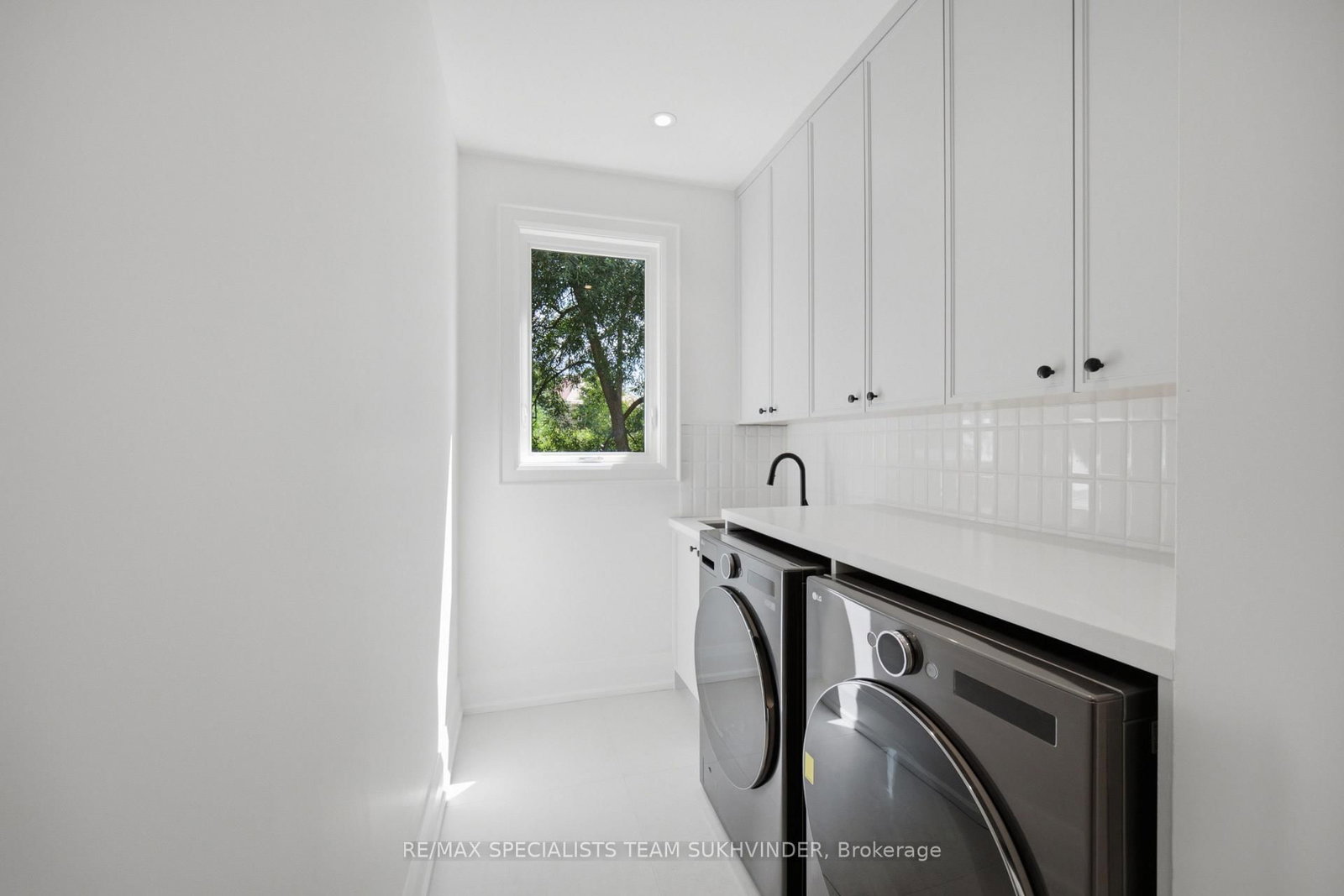 31 Linstock Drive • Brampton, ON photo 15