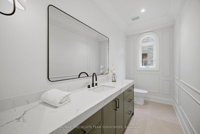31 Linstock Drive • Brampton, ON photo 8