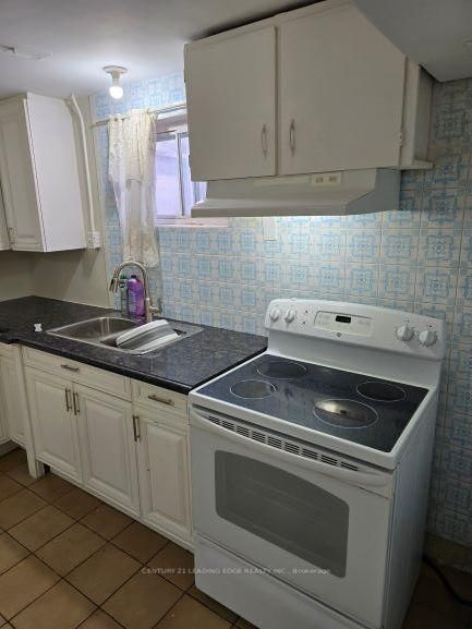 12 Bamford Crescent • Toronto, ON photo 26