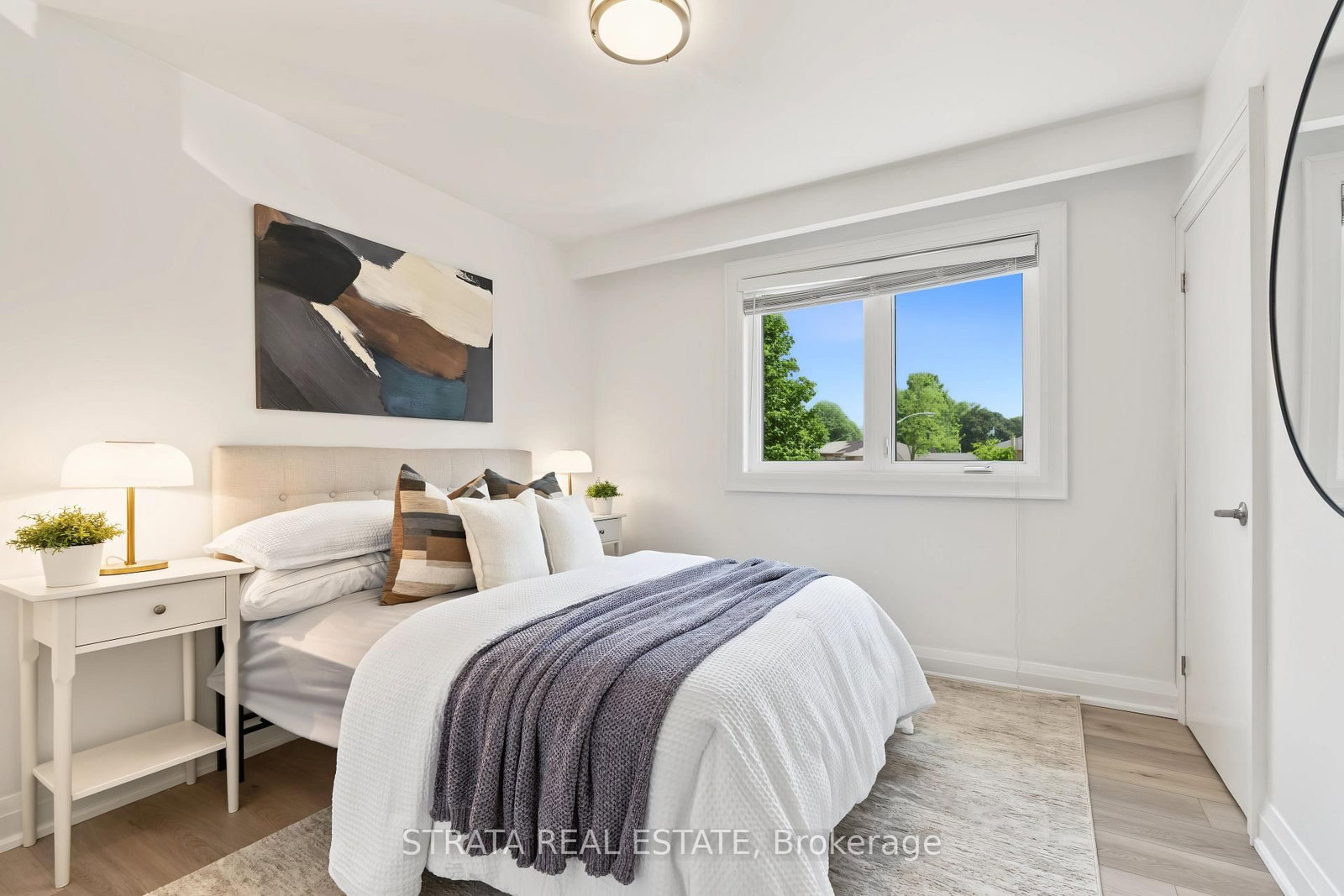 36 Hawthorne Road • Toronto, ON photo 15