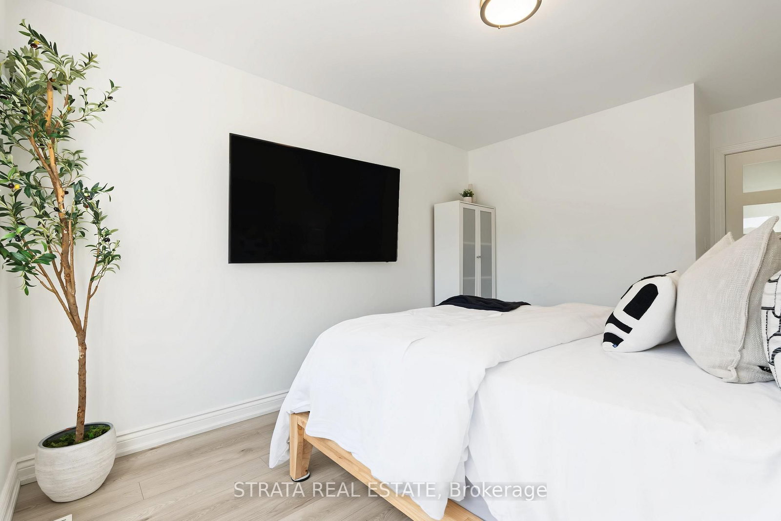36 Hawthorne Road • Toronto, ON photo 21