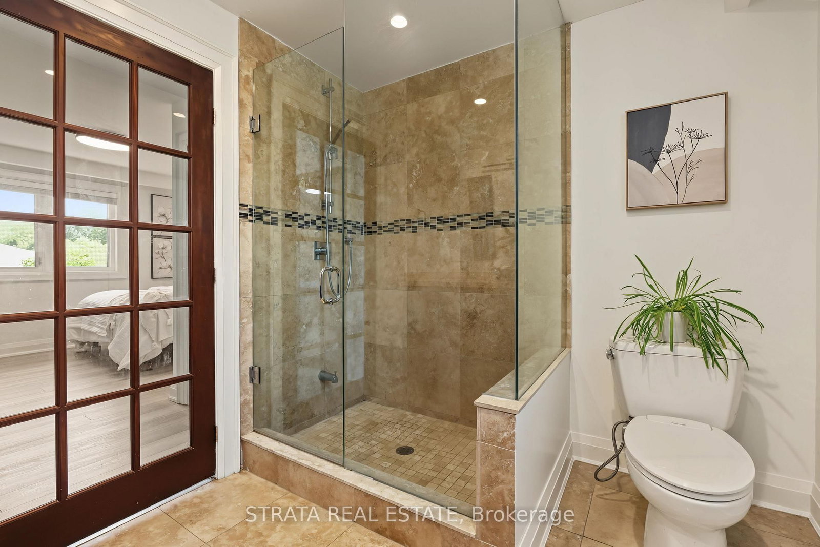 36 Hawthorne Road • Toronto, ON photo 25