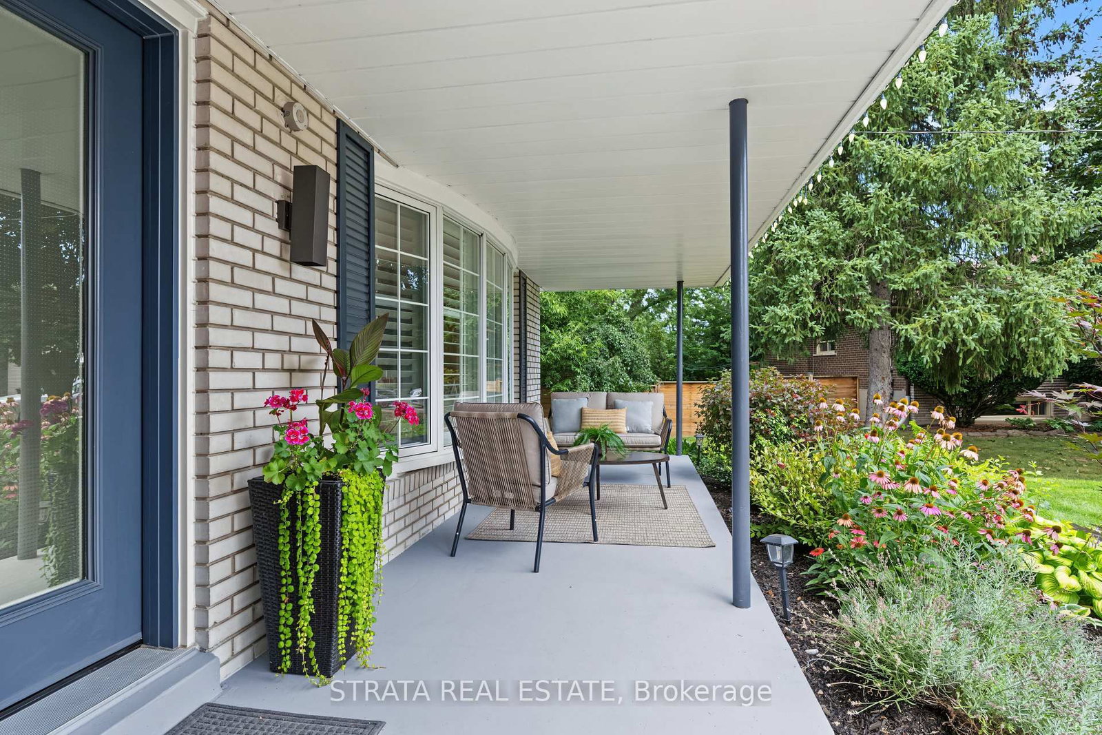 36 Hawthorne Road • Toronto, ON photo 3