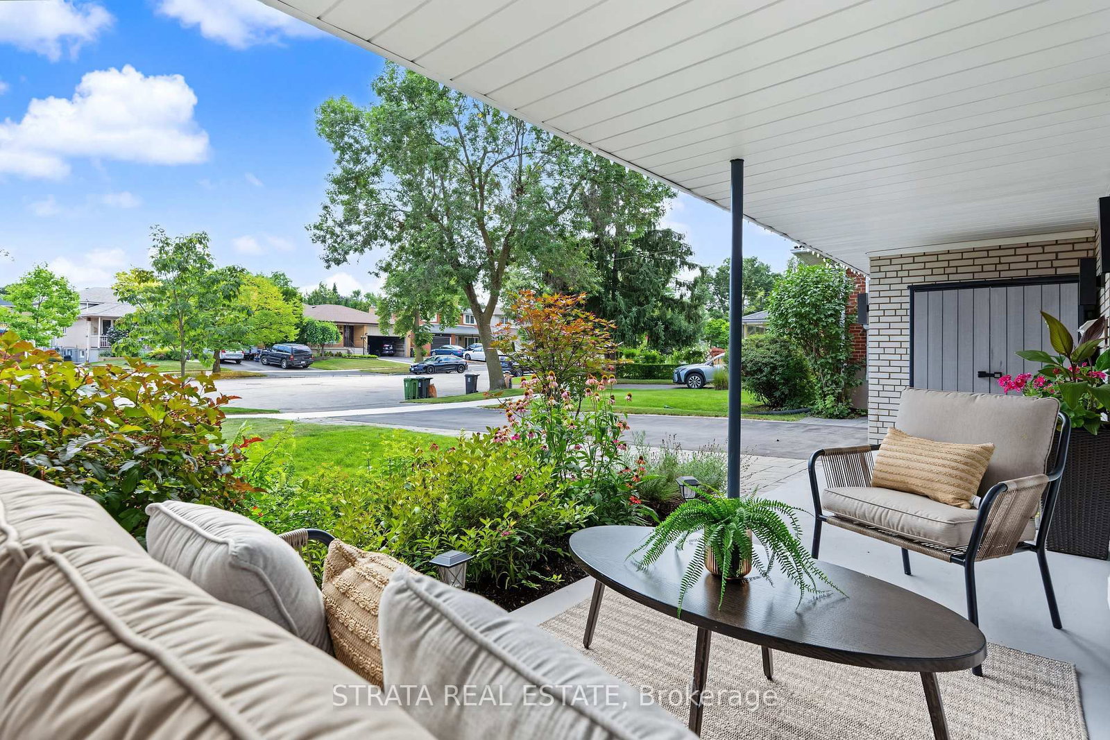 36 Hawthorne Road • Toronto, ON photo 4