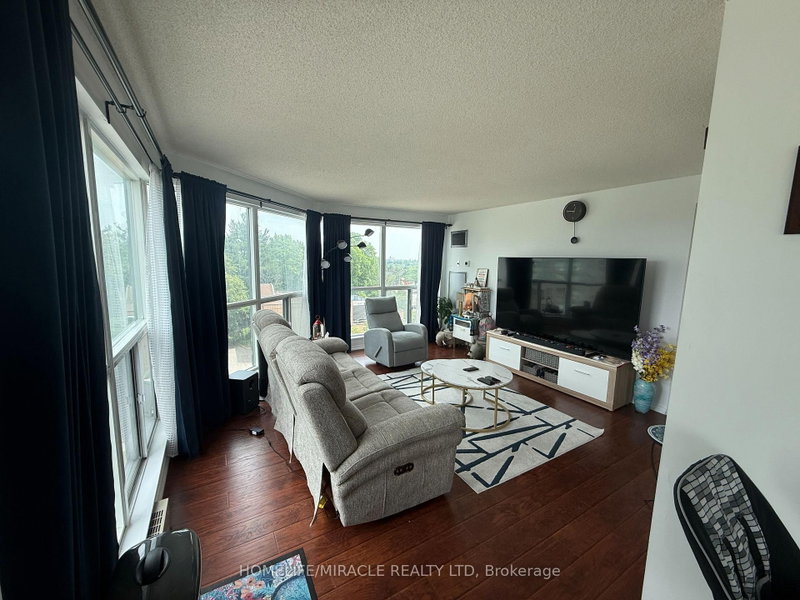 2177 Burnhamthorpe Mississauga,ON L5L 5P9 — Photo 5