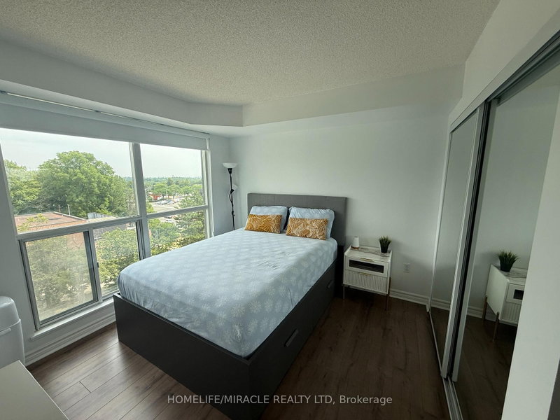2177 Burnhamthorpe Mississauga,ON L5L 5P9 — Photo 6