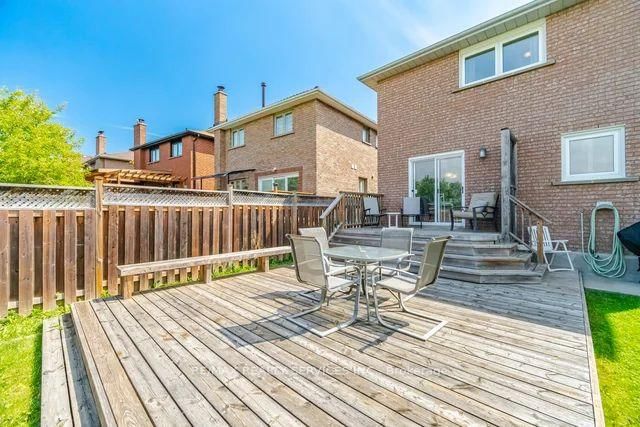 1117 Sherwood Mills Boulevard • Mississauga, ON photo 37