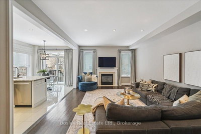 2343 Quetico Crescent • Oakville, ON photo 4