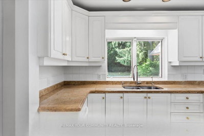 1528 Knareswood Mississauga,ON L5H 2M1 — Photo 12