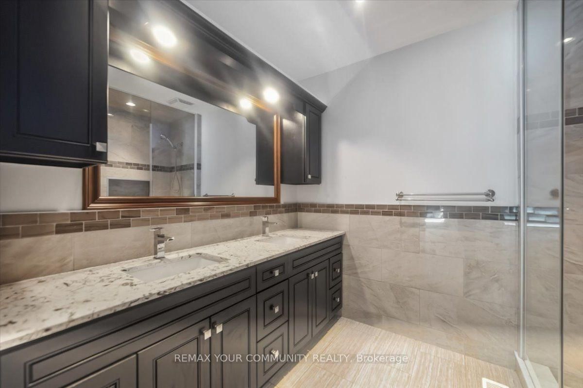 1528 Knareswood Drive • Mississauga, ON photo 21