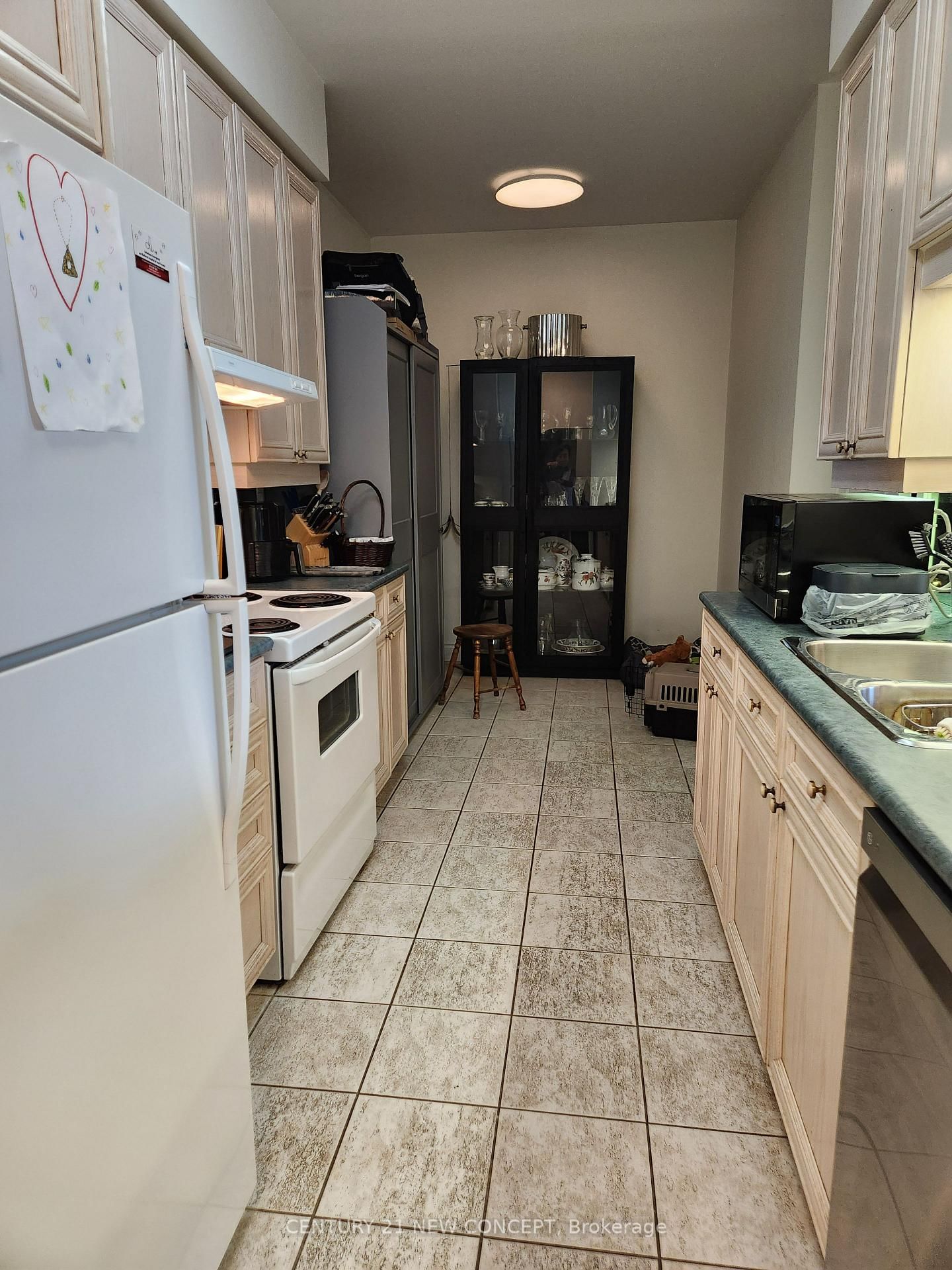 1204-2 Aberfoyle Cres, Toronto, view 5