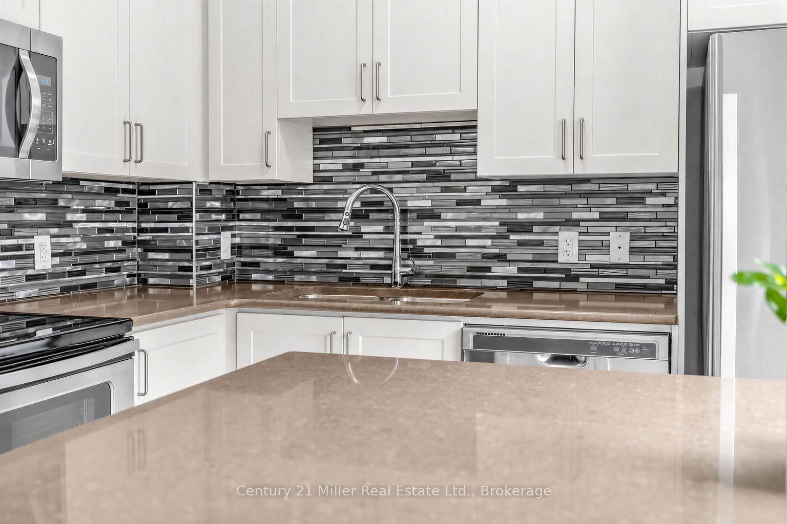 2486 Old Bronte Road • #327 • Oakville, ON photo 21