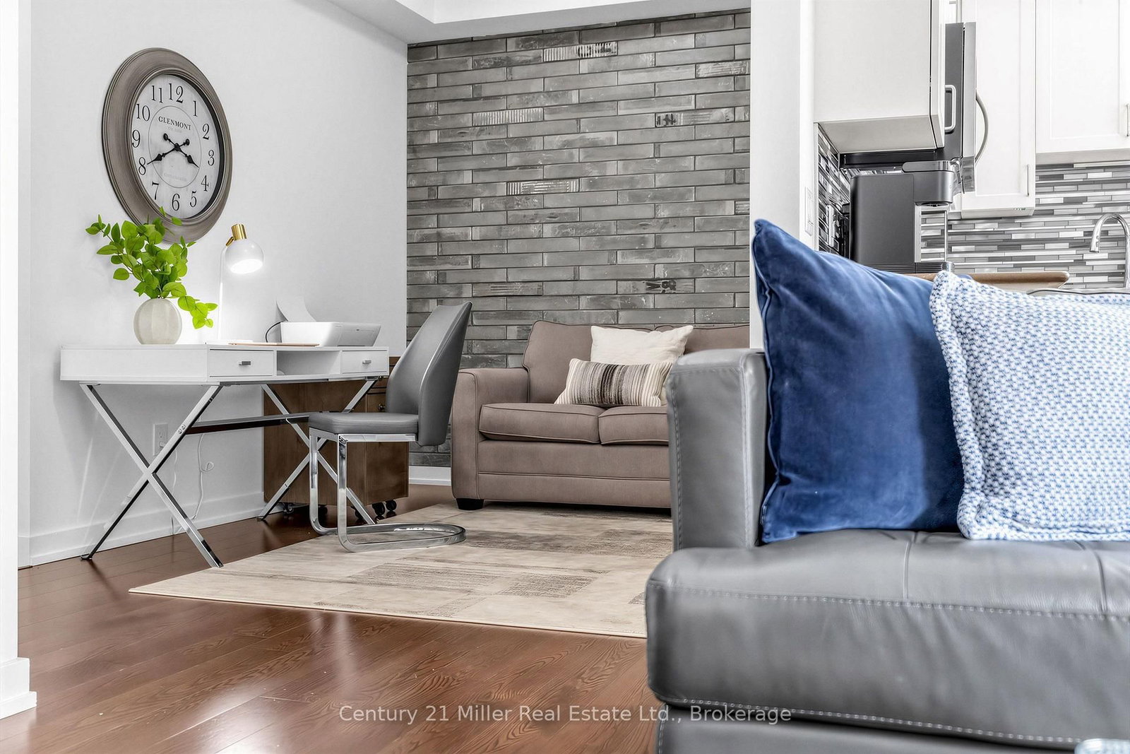 2486 Old Bronte Road • #327 • Oakville, ON photo 5