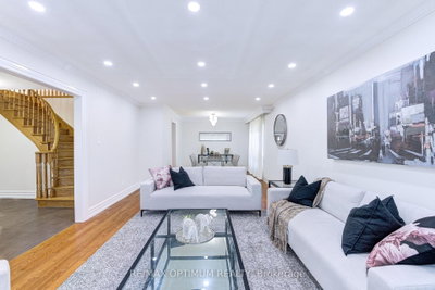 2498 Privet Crescent • Mississauga, ON photo 6