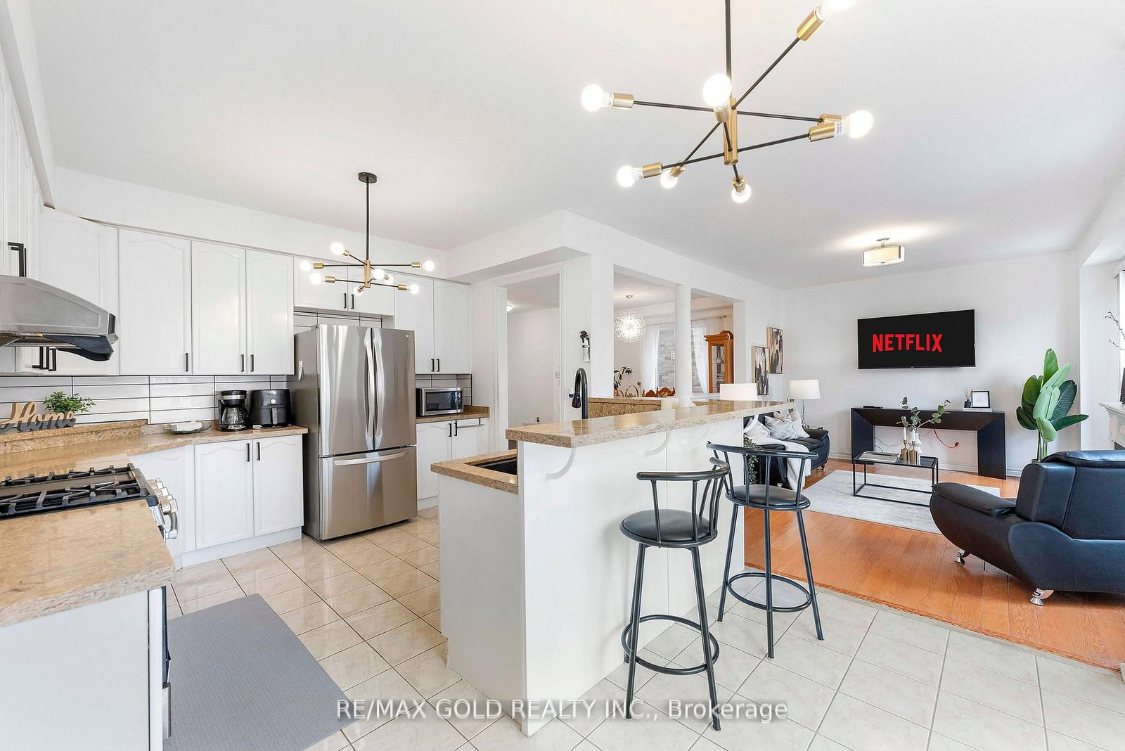 23 Pathmaster Road • Brampton, ON photo 6
