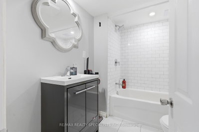 7259 Sills Mississauga,ON L4T 2K2 — Photo 29